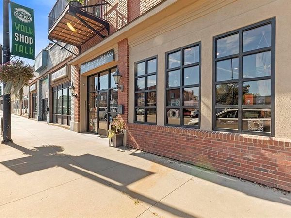 915-917 N Broadway Street, Pittsburg, KS 66762