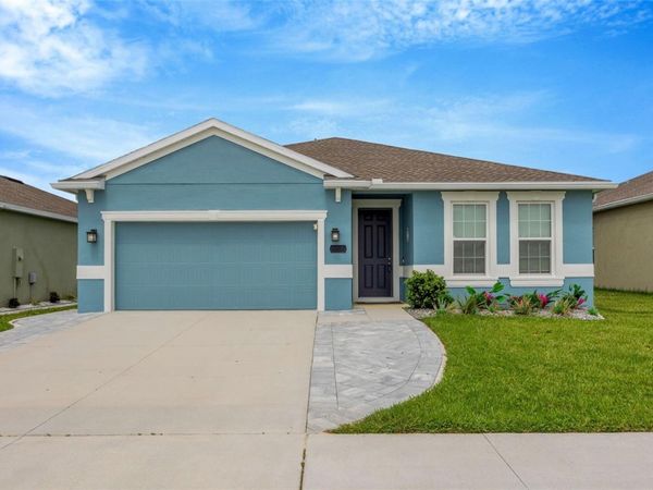 8512 ORCHARD GRASS STREET, WESLEY CHAPEL, FL 33544