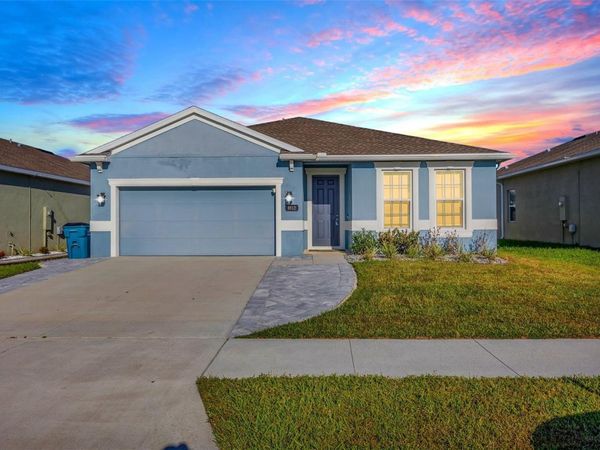 8512 ORCHARD GRASS STREET, WESLEY CHAPEL, FL 33544