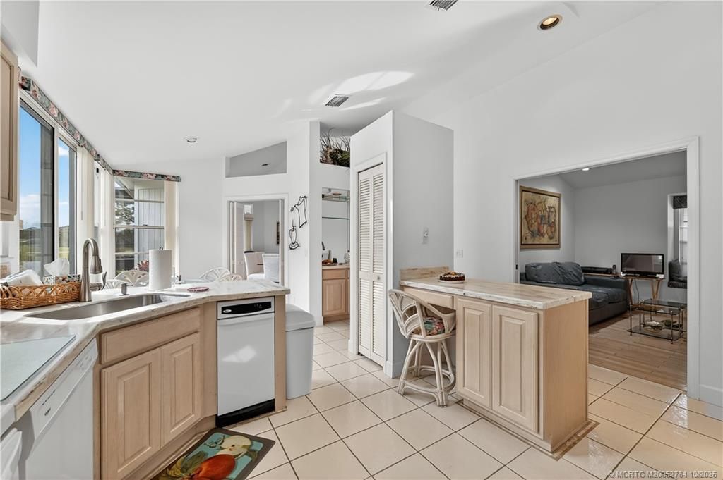 2223 NW Seagrass Drive, Palm City, FL 34990 Photo