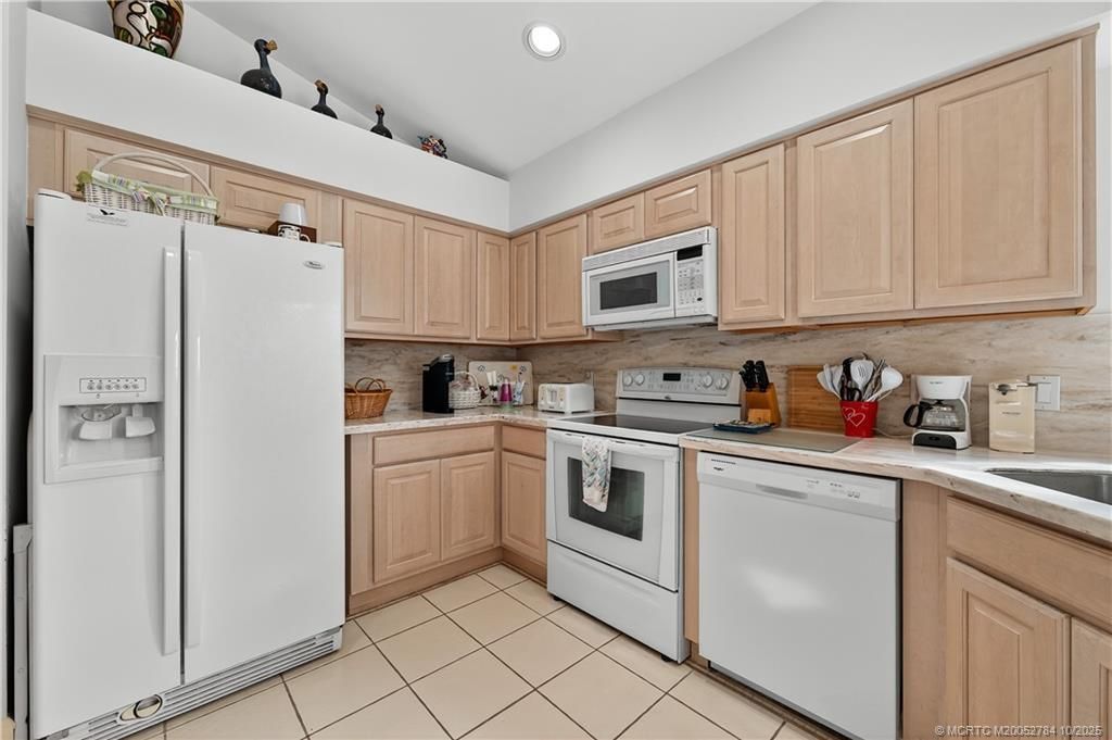 2223 NW Seagrass Drive, Palm City, FL 34990 Photo