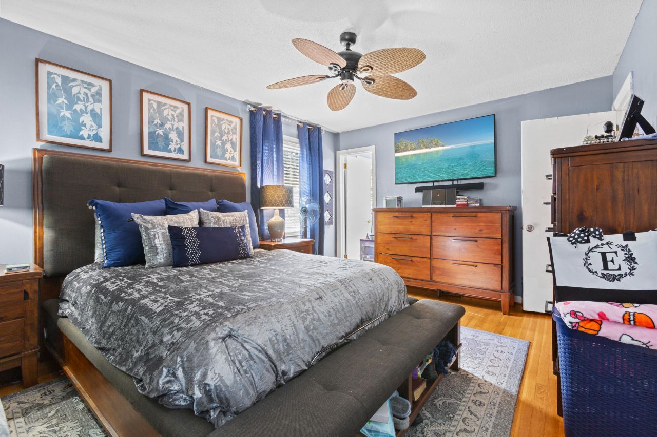 110 Harter Drive Photo 15