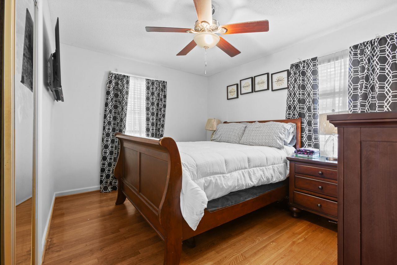 110 Harter Drive Photo 18