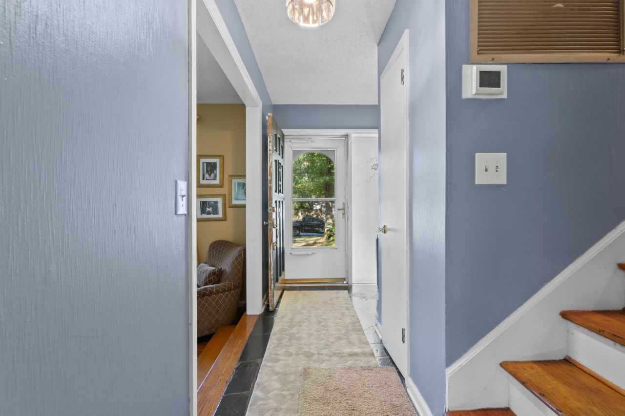 110 Harter Drive Photo 5