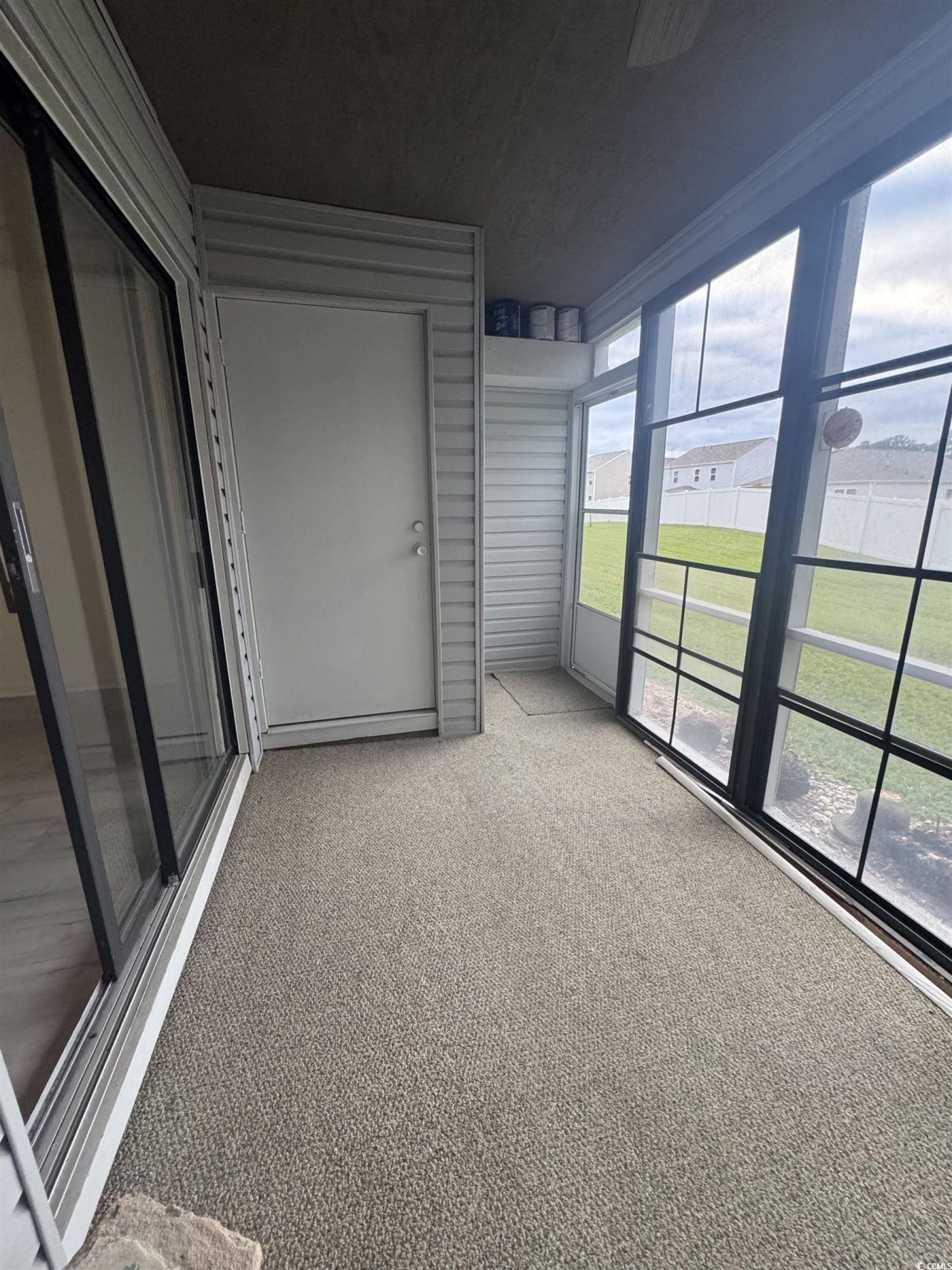 500 Fairway Village Dr. Photo 11