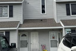 500 Fairway Village Dr. photo 4