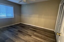 500 Fairway Village Dr. photo 4