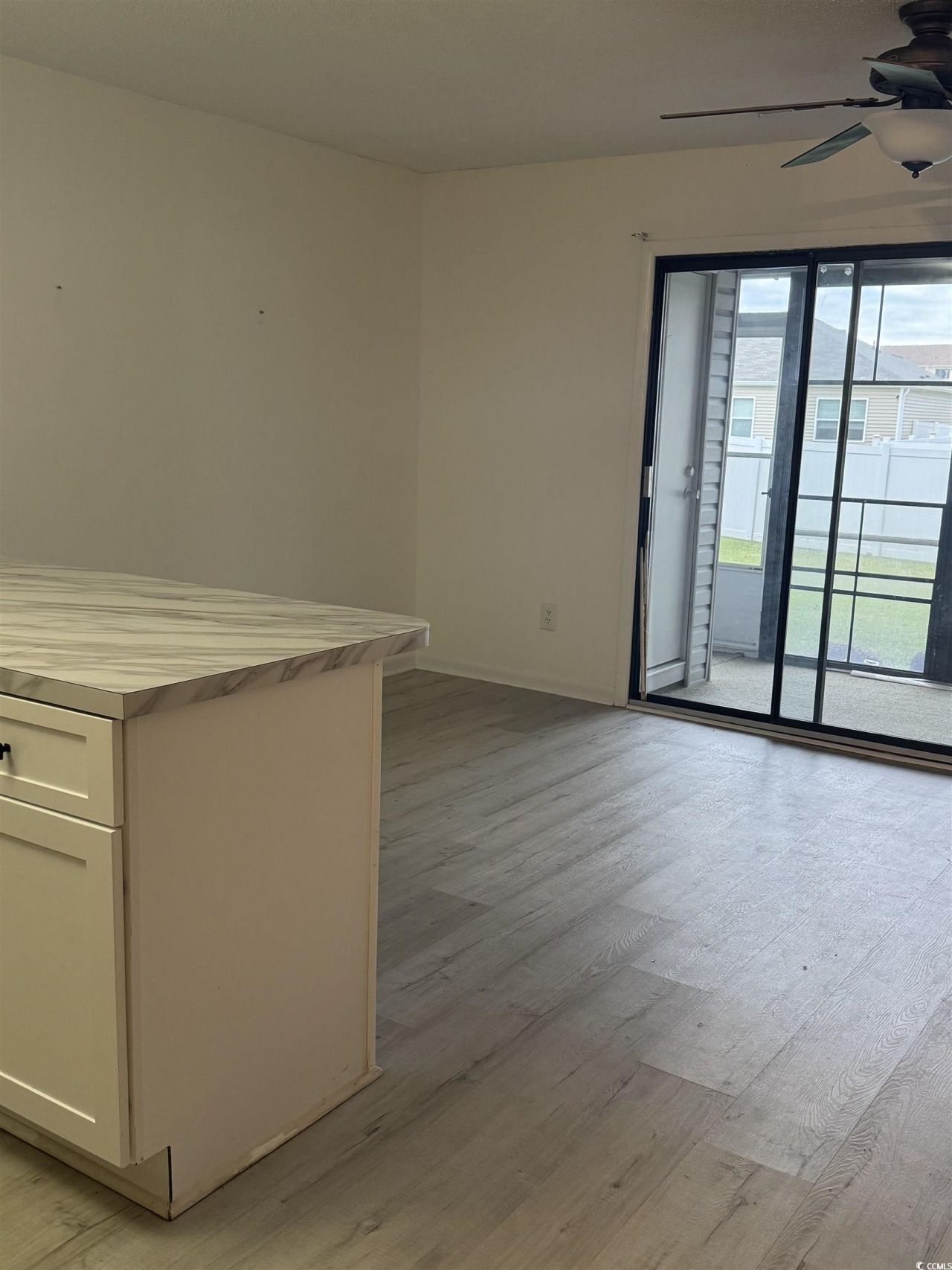 500 Fairway Village Dr. Photo 9