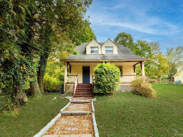 221 N Greeley Avenue, Chappaqua, NY 10514