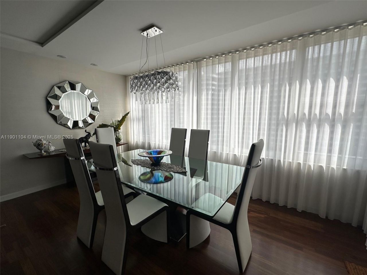 5600 Collins Ave, Unit 9E, Miami Beach, FL 33140 Photo