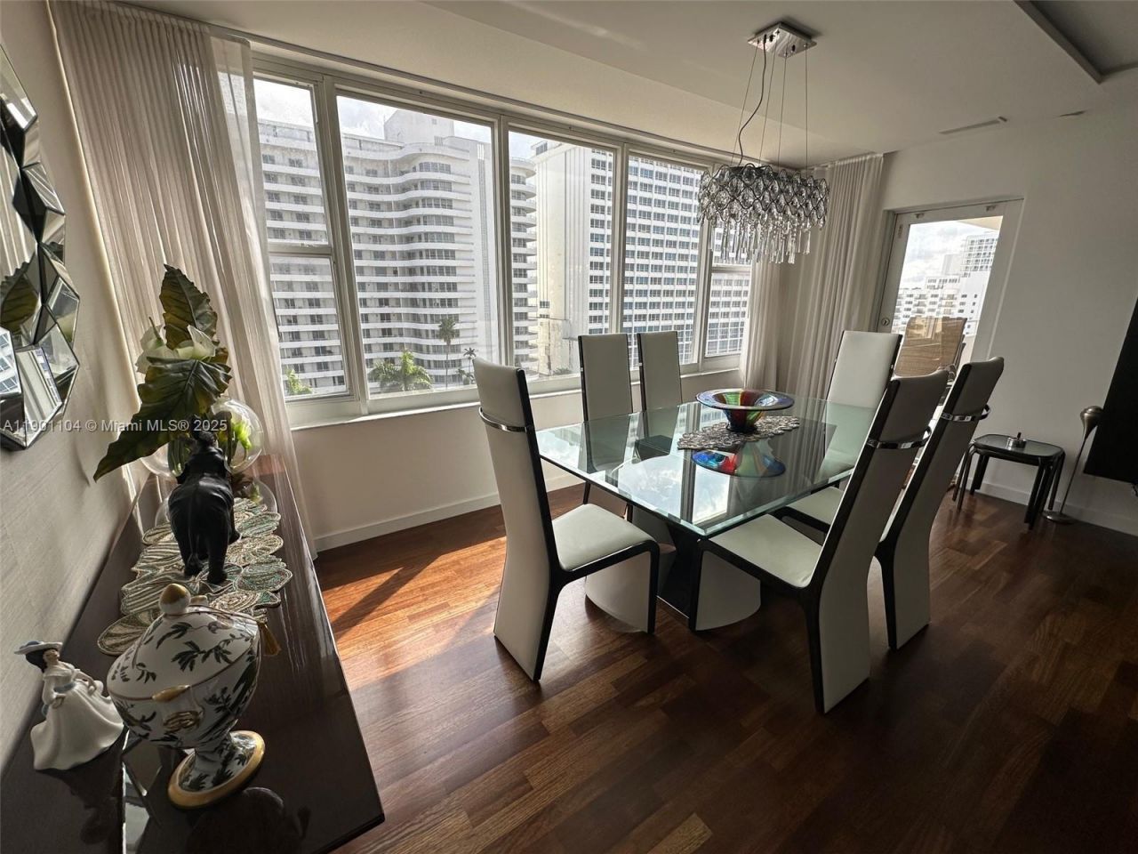 5600 Collins Ave, Unit 9E, Miami Beach, FL 33140 Photo