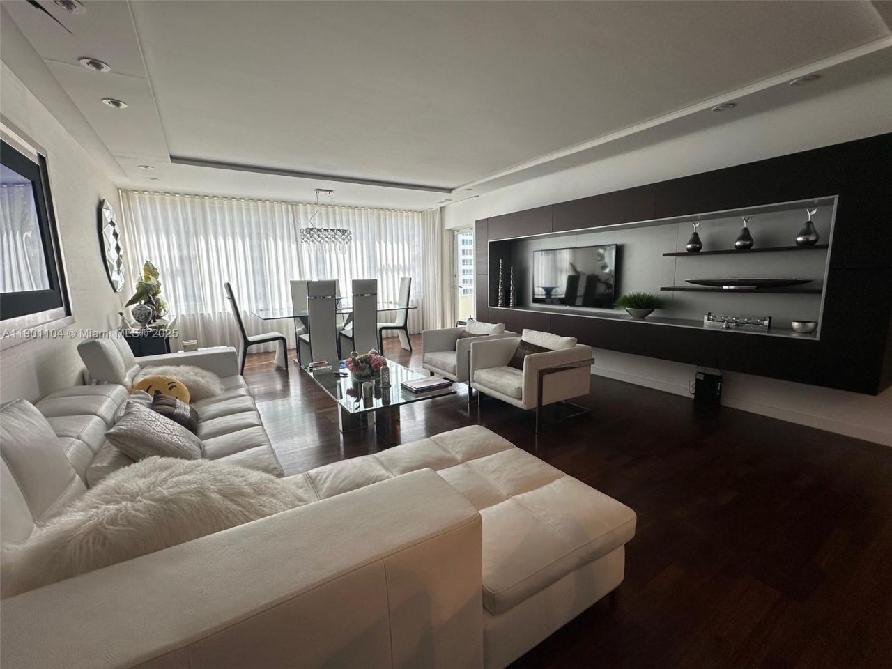 5600 Collins Ave, Unit 9E, Miami Beach, FL 33140 Photo