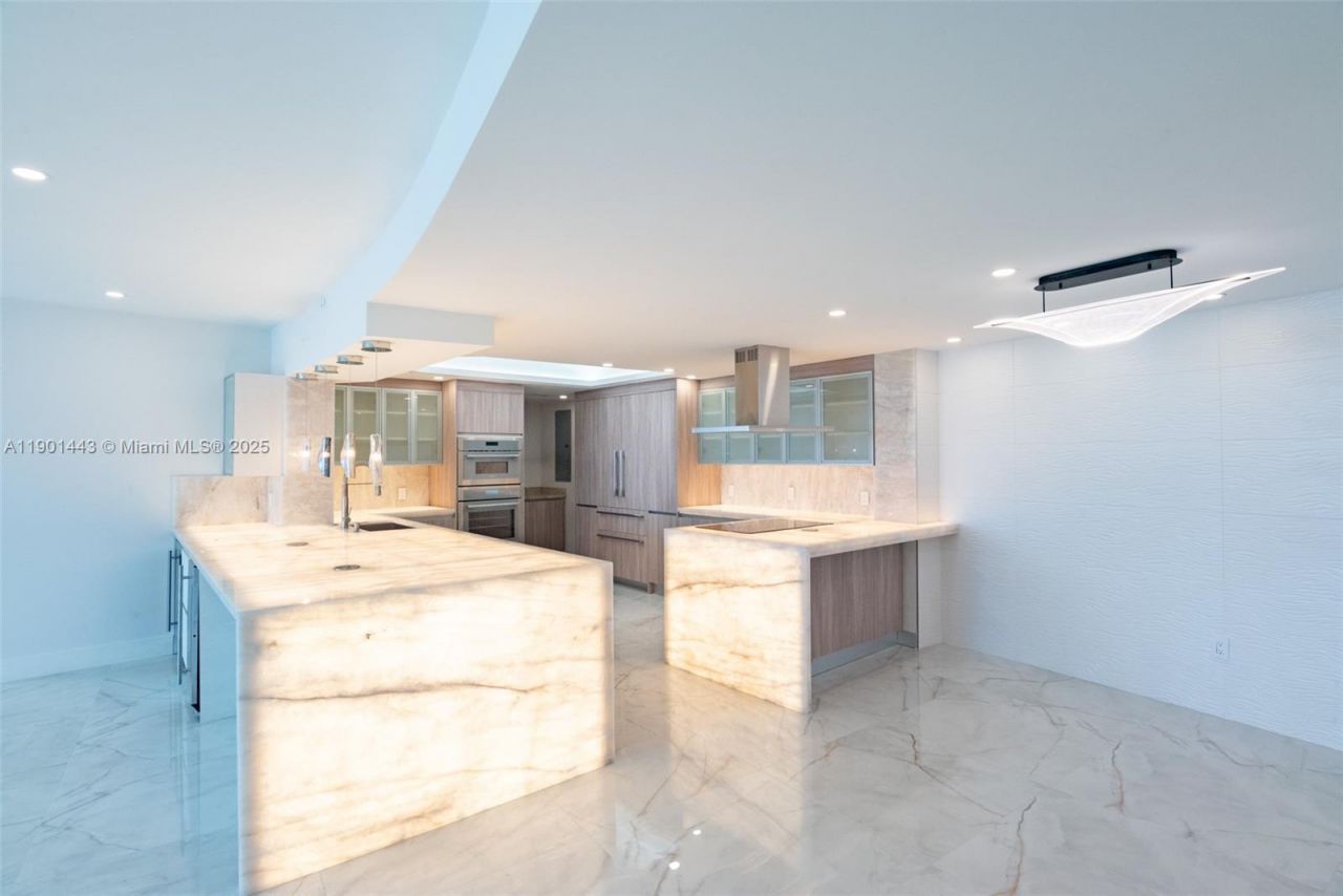 700 S Ocean Blvd, Unit 504, Boca Raton, FL 33432 Photo