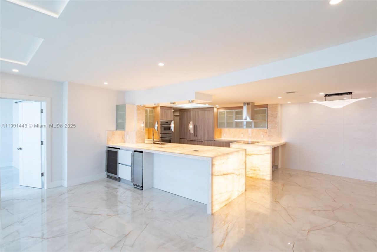 700 S Ocean Blvd, Unit 504, Boca Raton, FL 33432 Photo