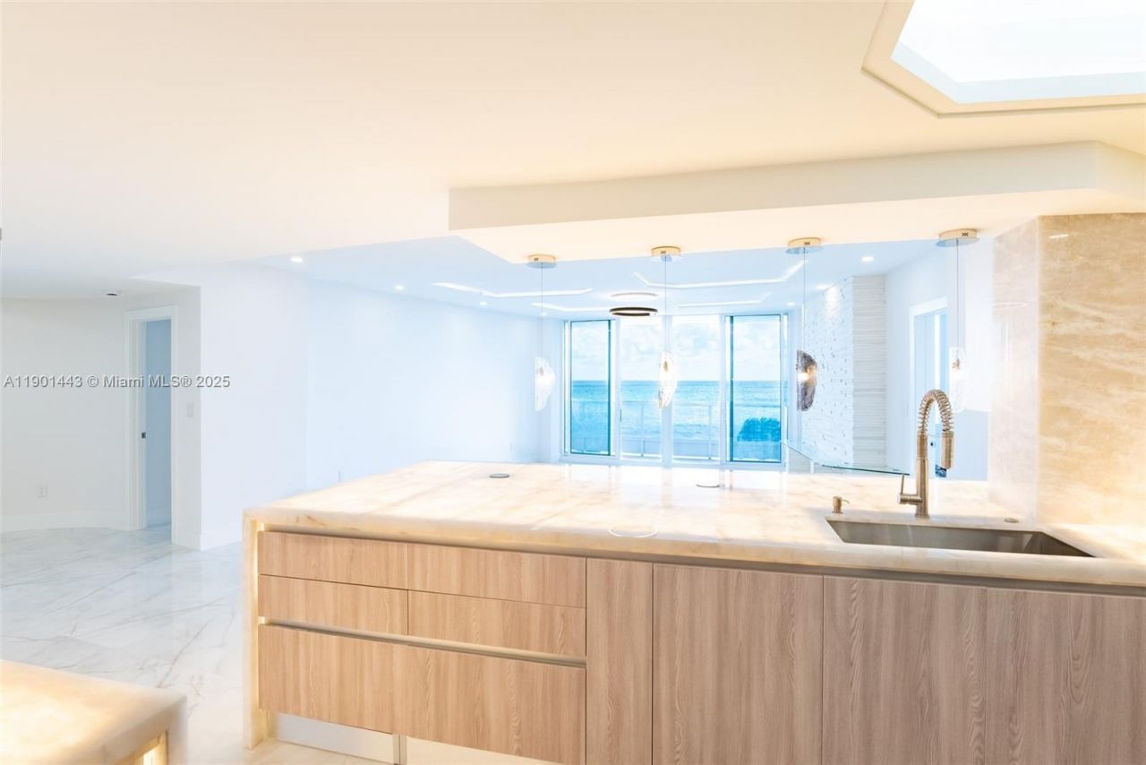 700 S Ocean Blvd, Unit 504, Boca Raton, FL 33432 Photo