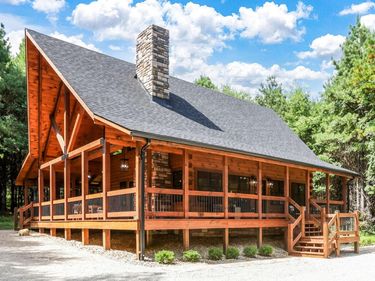 15817 Nickel Plate Road, Logan, OH 43138