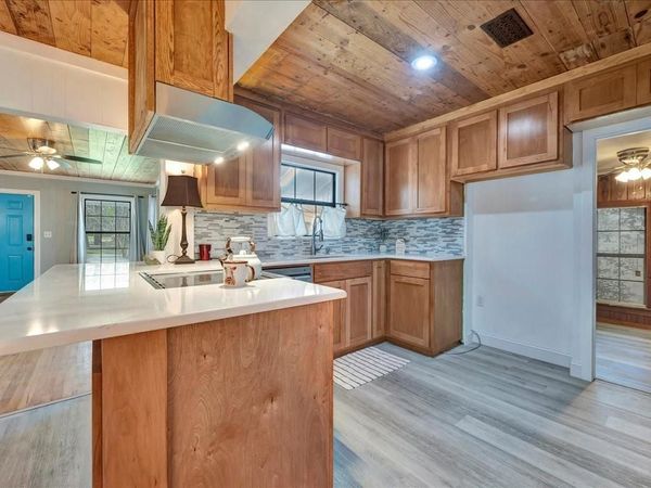 1402 Murphy Avenue, Lufkin, TX 75904