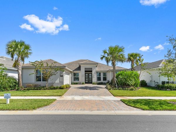 9323 SW Pinnacle Place, Port Saint Lucie, FL 34987