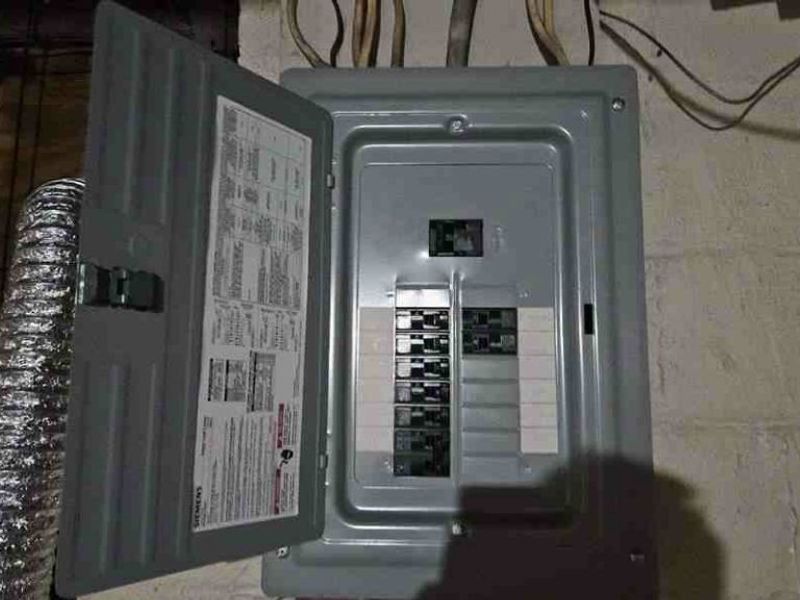 702 W Thornton Street, Akron, OH 44307 Photo 10