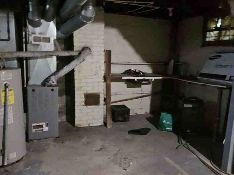 702 W Thornton Street, Akron, OH 44307 Photo 9