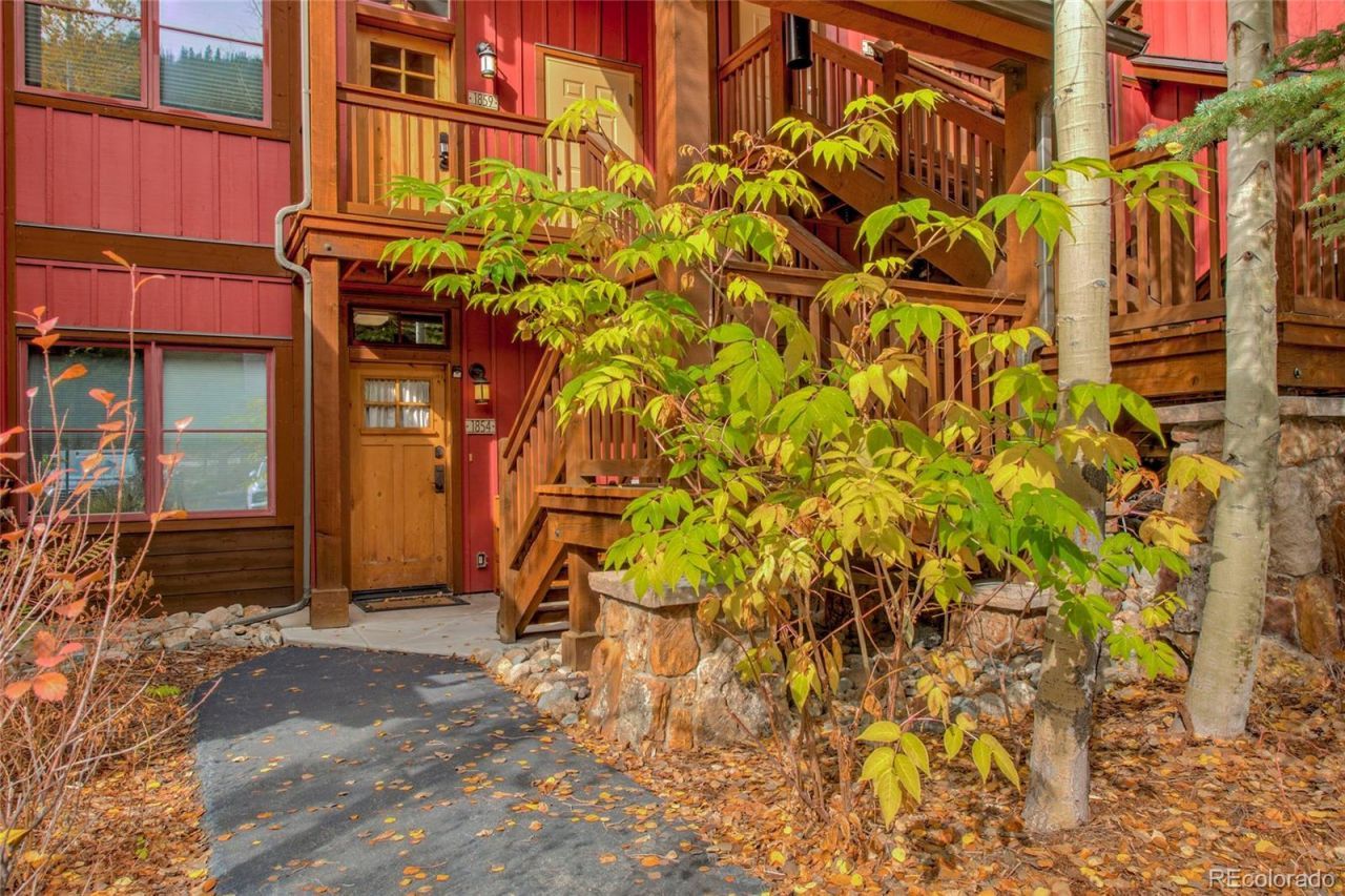 97 Lake Ridge Circle, Unit 1854, Dillon, CO 80435 Main Photo
