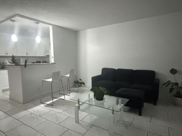 76 Cambridge D, Unit D, West Palm Beach, FL 33417