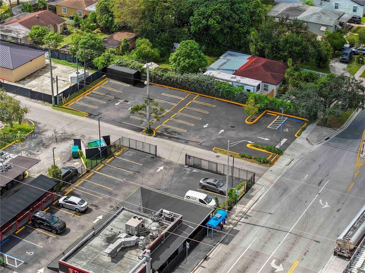 720 NW 125th St, North Miami, FL 33168 Photo