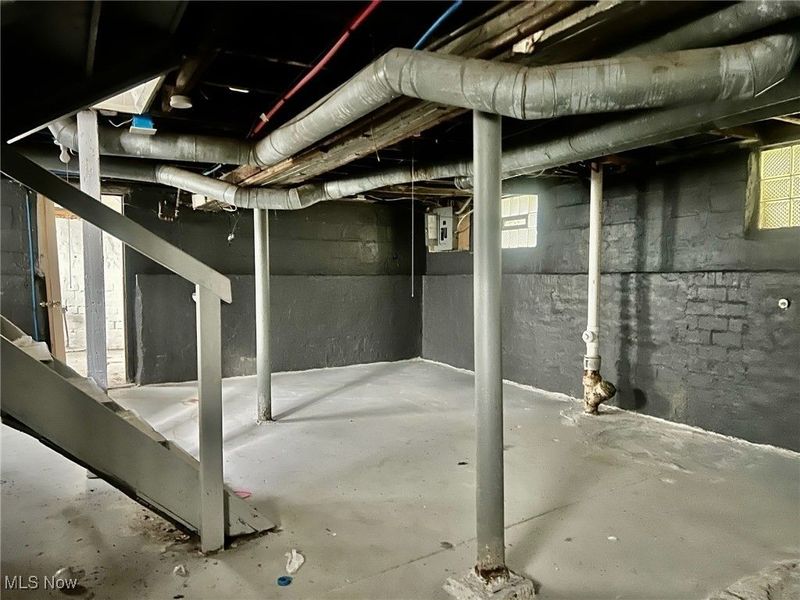 836 Rudyard Road, Cleveland, OH 44110 Photo 12