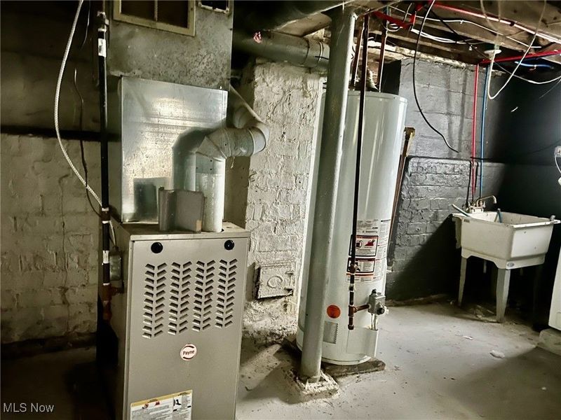 836 Rudyard Road, Cleveland, OH 44110 Photo 13