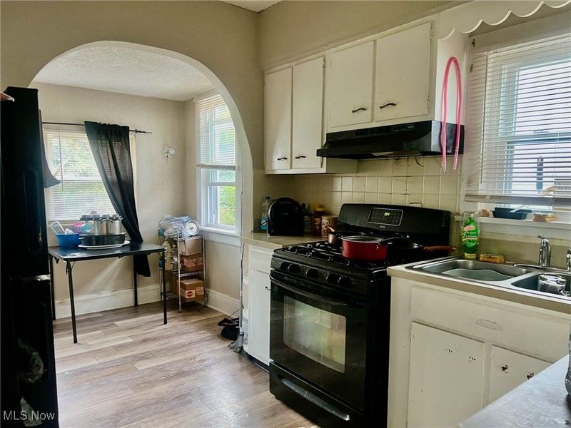 836 Rudyard Road, Cleveland, OH 44110 Photo 6