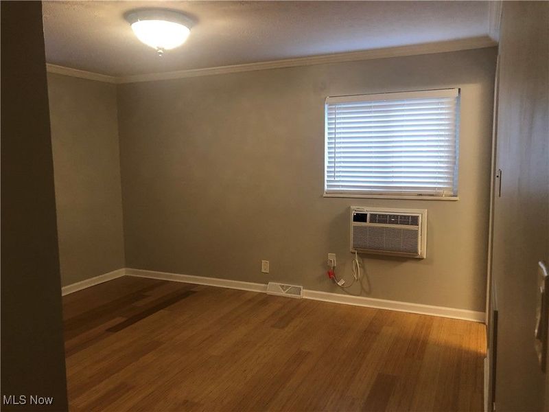 1402 Golden Gate Boulevard, Unit G102, Mayfield Heights, OH 44124 Photo 14