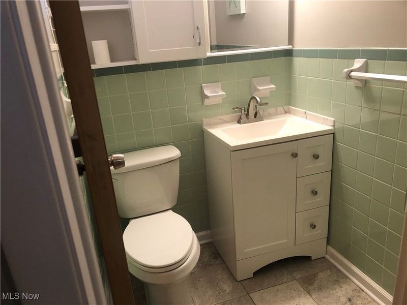 1402 Golden Gate Boulevard, Unit G102, Mayfield Heights, OH 44124 Photo 19