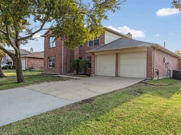 1205 Halifax Lane, Forney, TX 75126