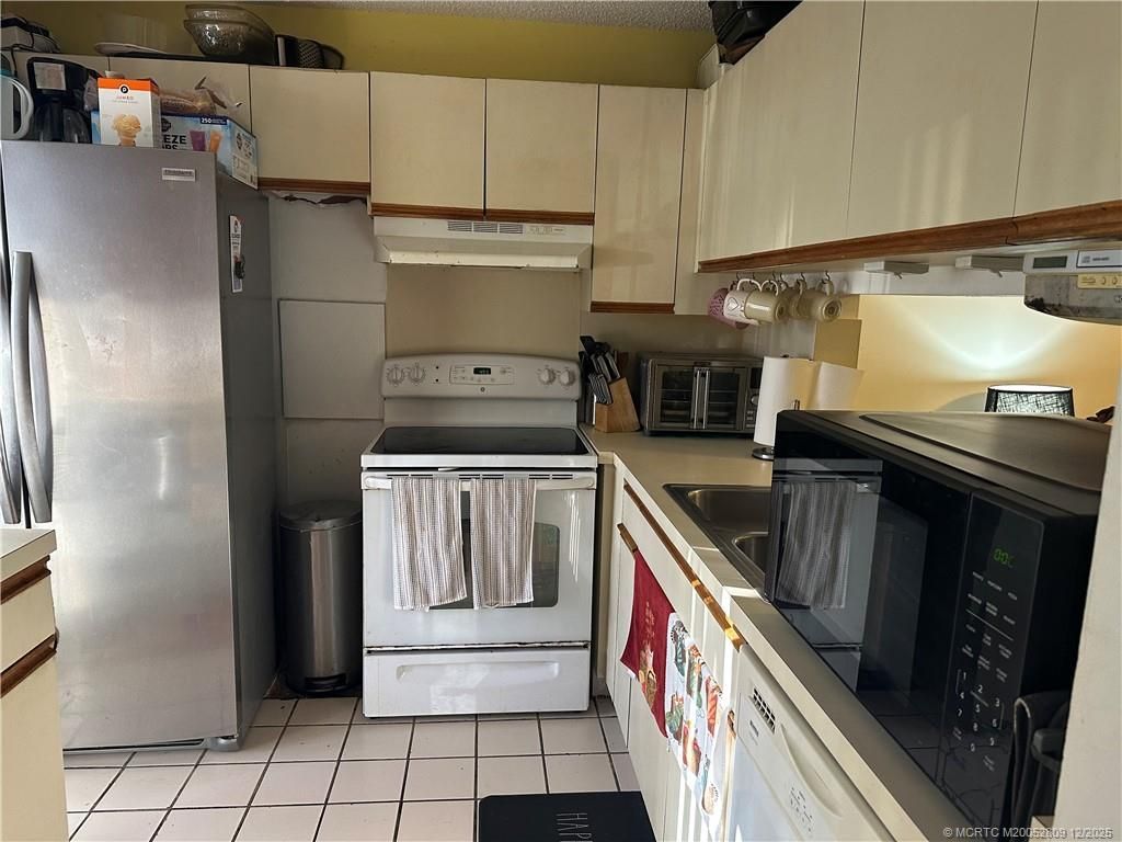 1421 NE 14th Court, Unit Q20, Jensen Beach, FL 34957 Photo