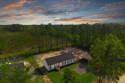 117 Dotson Street photo 4