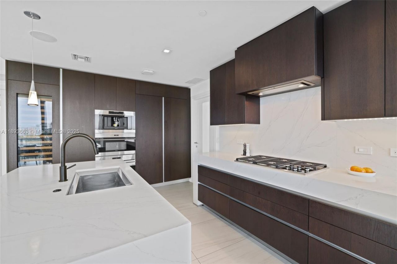 2200 N Ocean Blvd, Unit N504, Fort Lauderdale, FL 33305 Photo