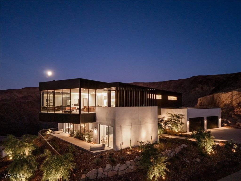 11 Chisel Crest Court, Henderson, NV 89012 Main Photo