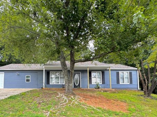 321 Knollwood Lane, Woodstock, GA 30188