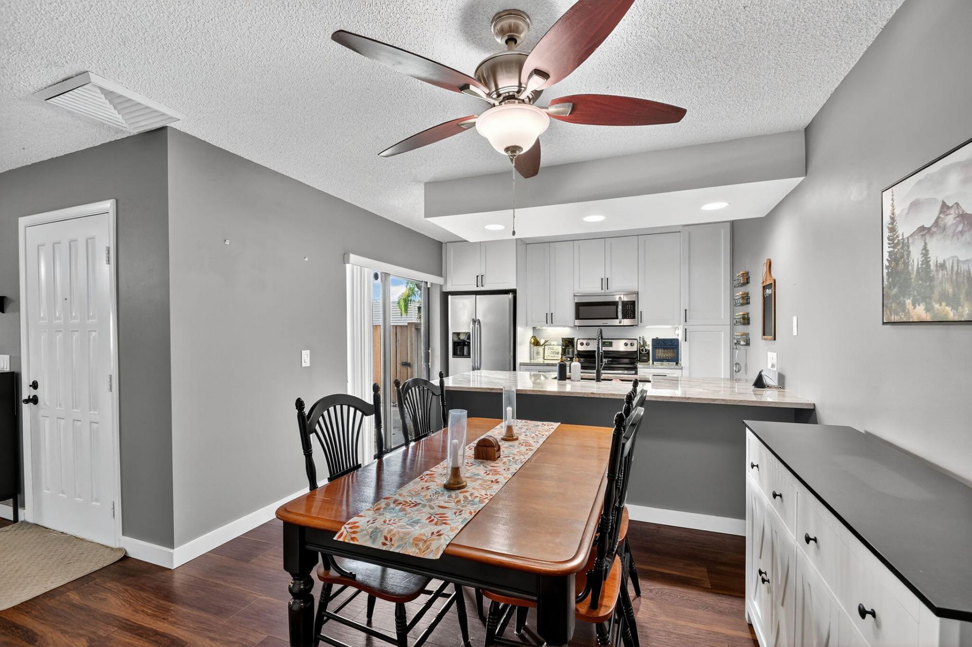 2409 24th Way, West Palm Beach, FL 33407 Photo