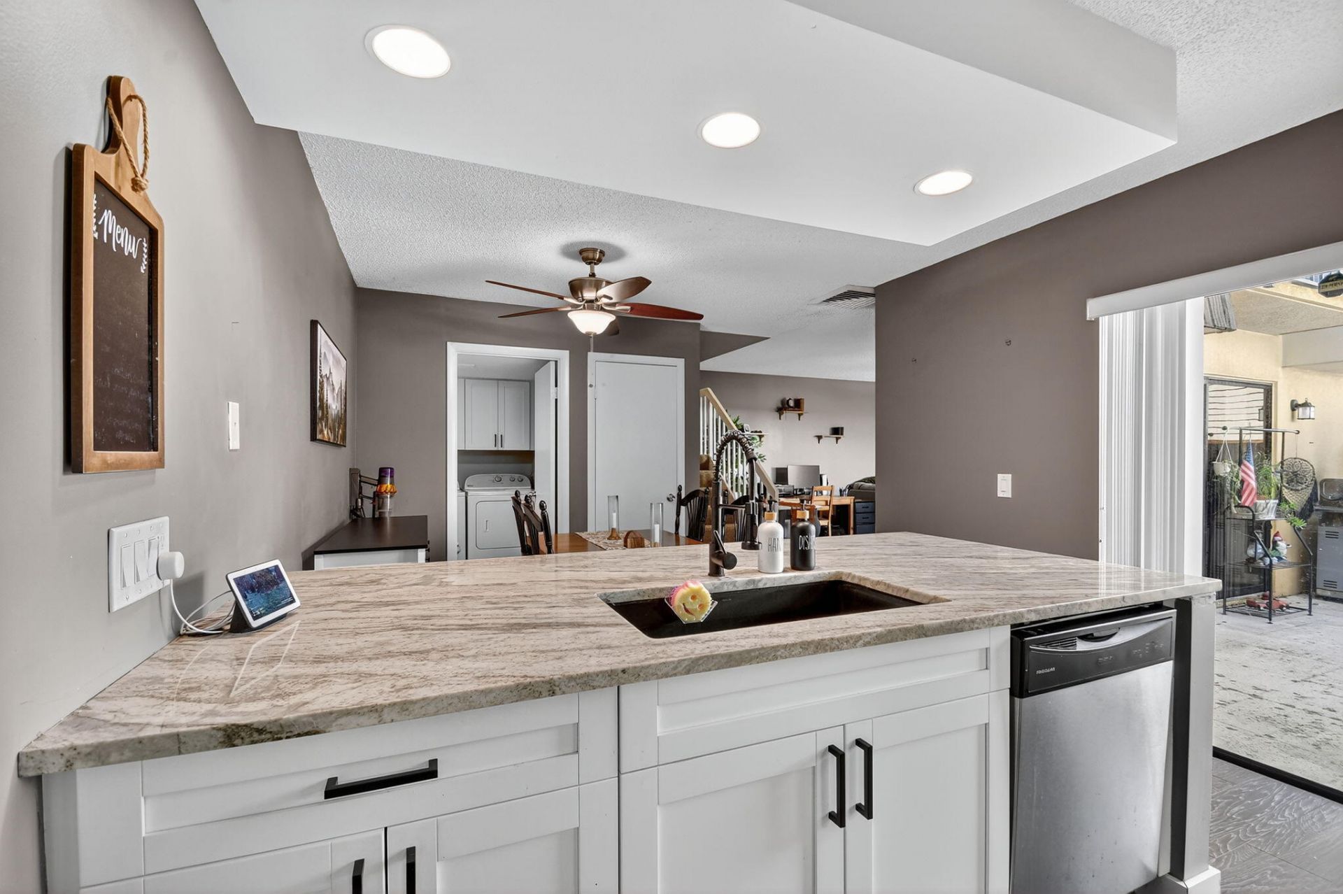 2409 24th Way, West Palm Beach, FL 33407 Photo