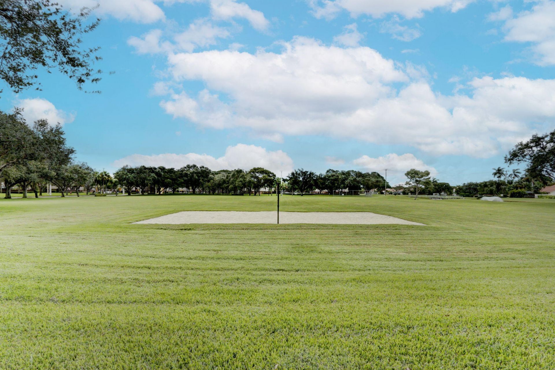 2409 24th Way, West Palm Beach, FL 33407 Photo