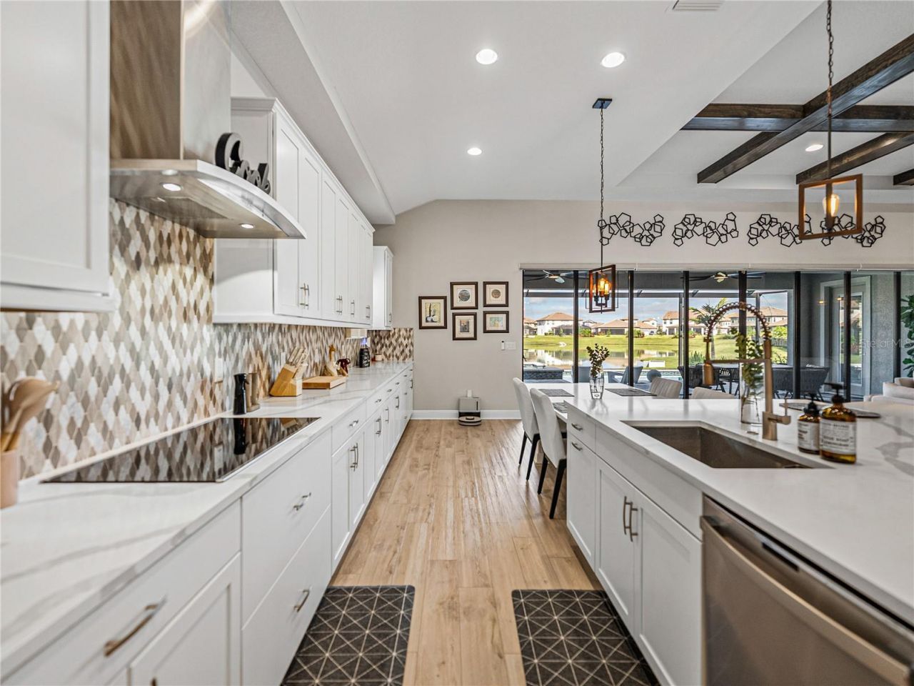 10877 Rustic Timber Loop, San Antonio, FL 33576 Photo