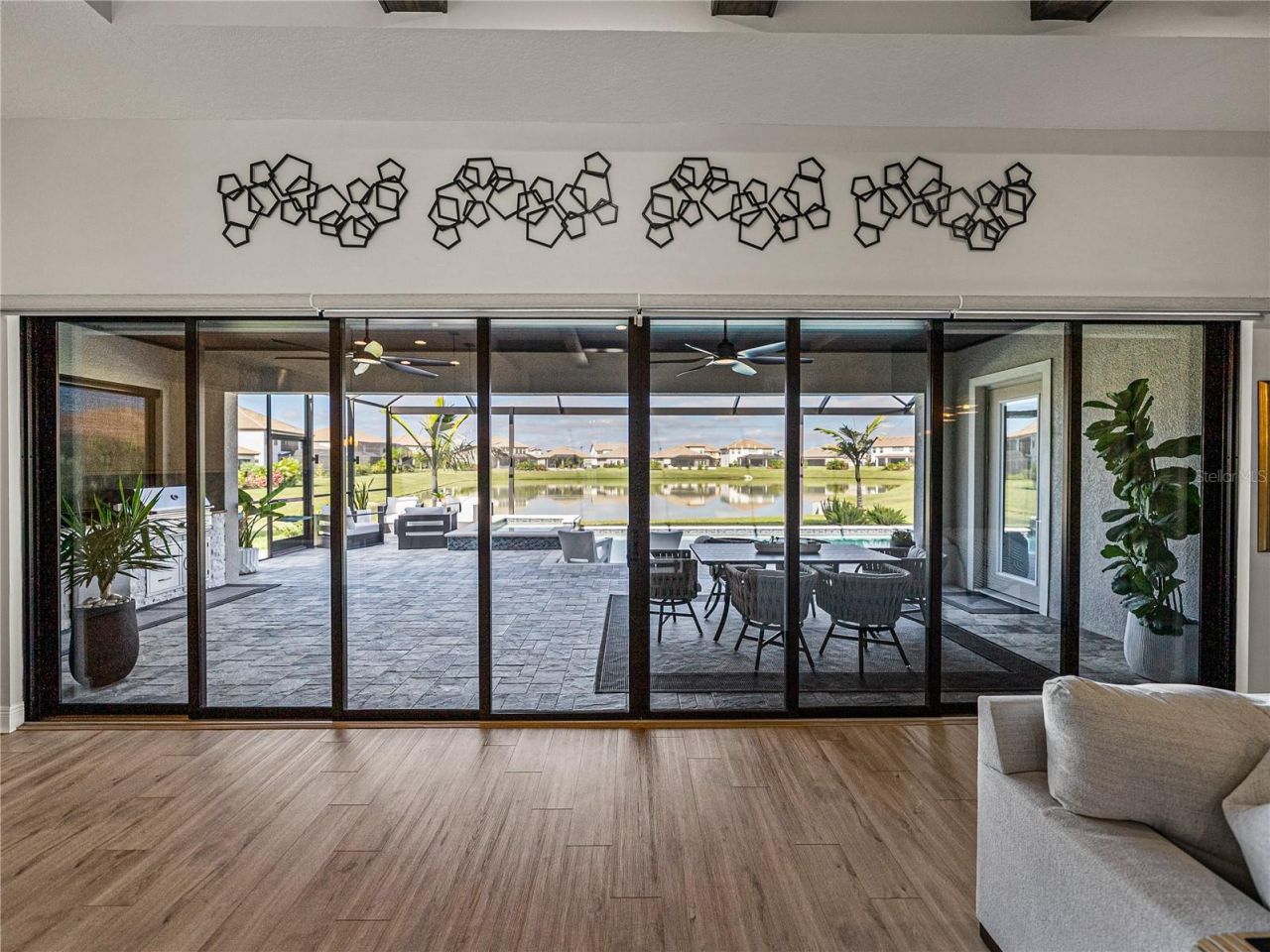 10877 Rustic Timber Loop, San Antonio, FL 33576 Photo