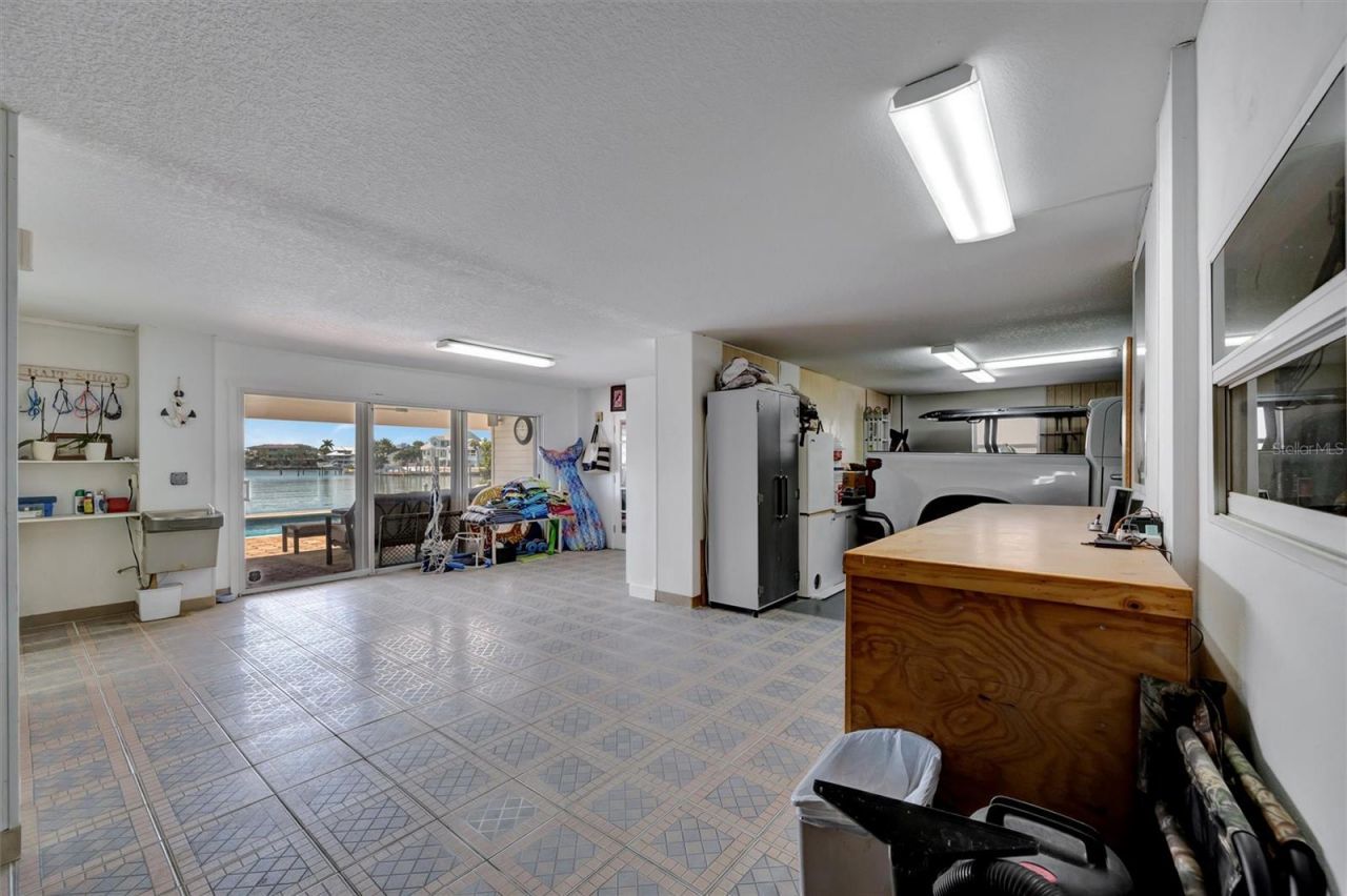 5918 Skimmer Point Boulevard S, Gulfport, FL 33707 Photo