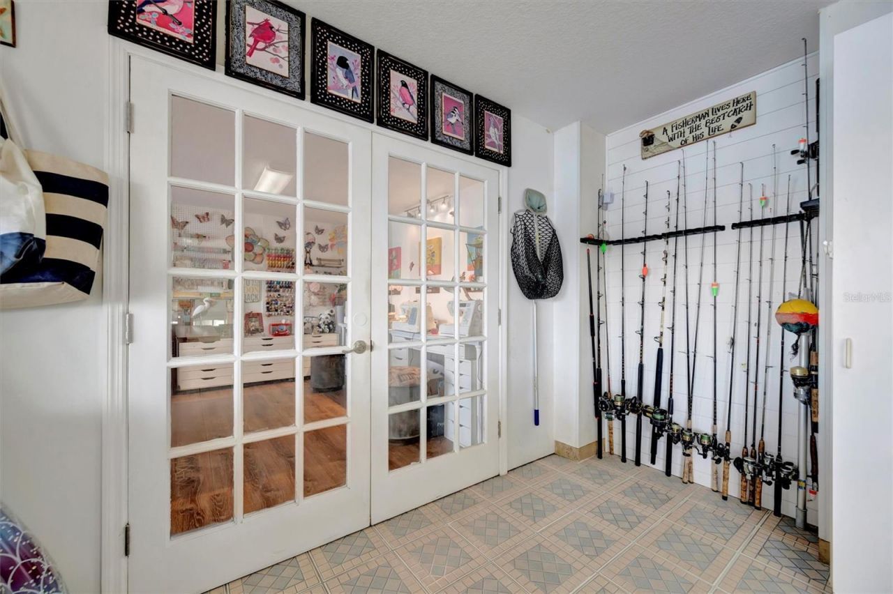 5918 Skimmer Point Boulevard S, Gulfport, FL 33707 Photo