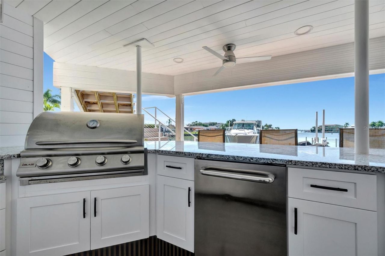 5918 Skimmer Point Boulevard S, Gulfport, FL 33707 Photo