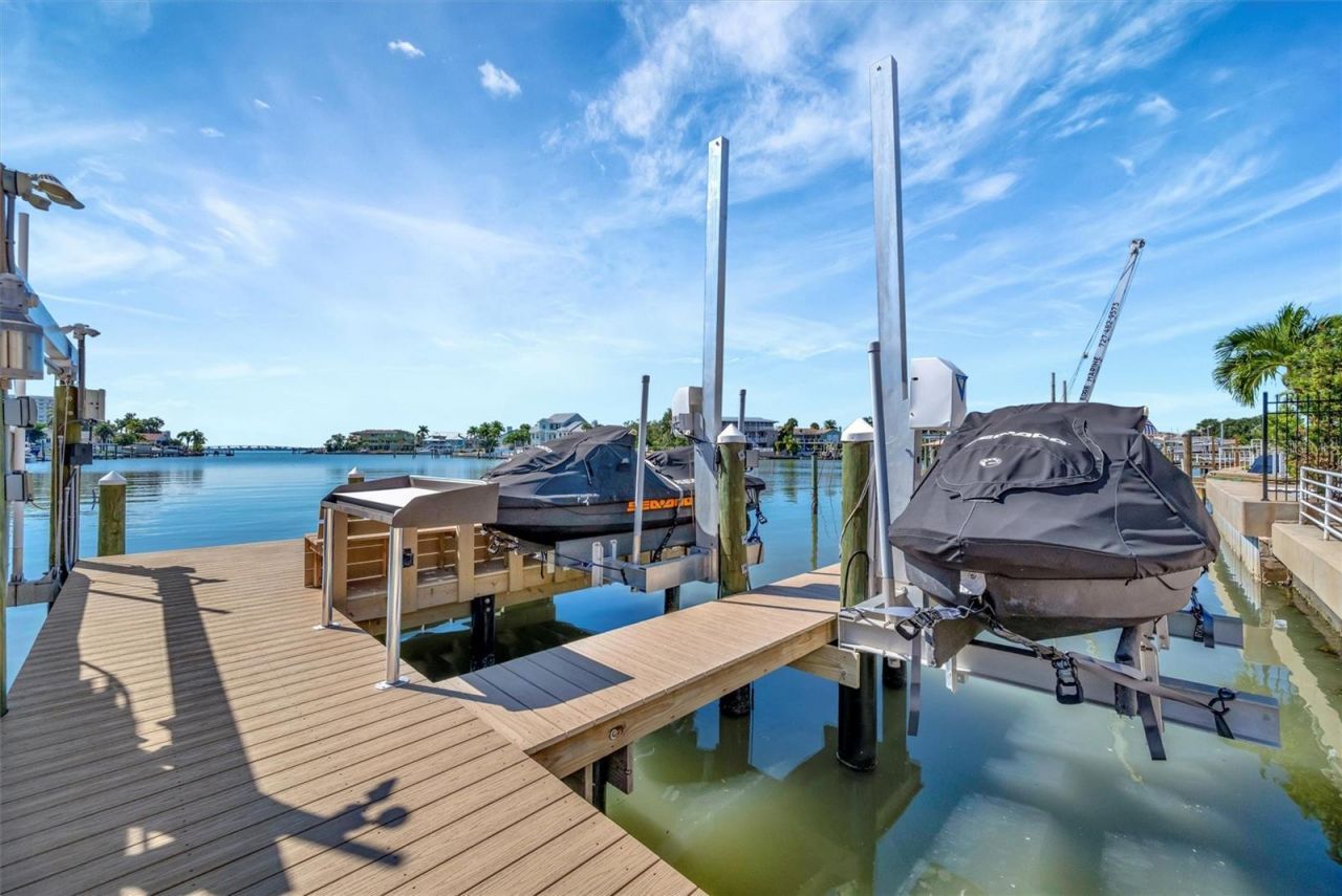 5918 Skimmer Point Boulevard S, Gulfport, FL 33707 Photo