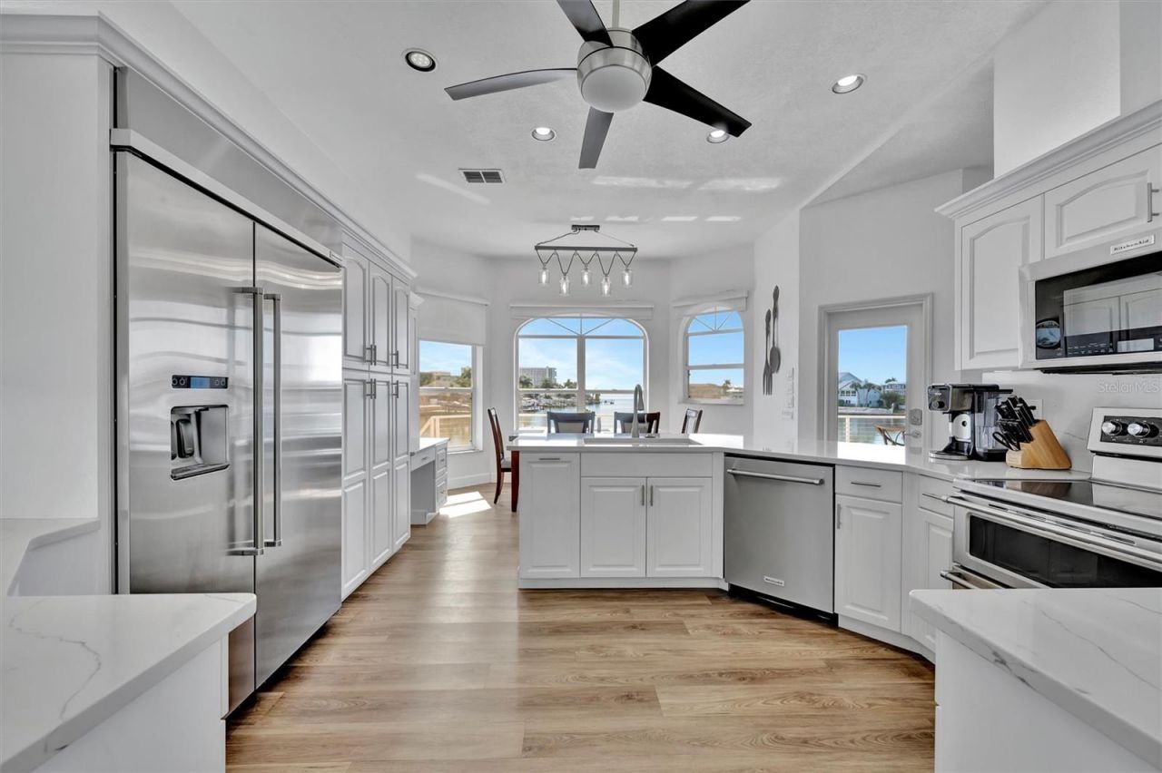 5918 Skimmer Point Boulevard S, Gulfport, FL 33707 Photo