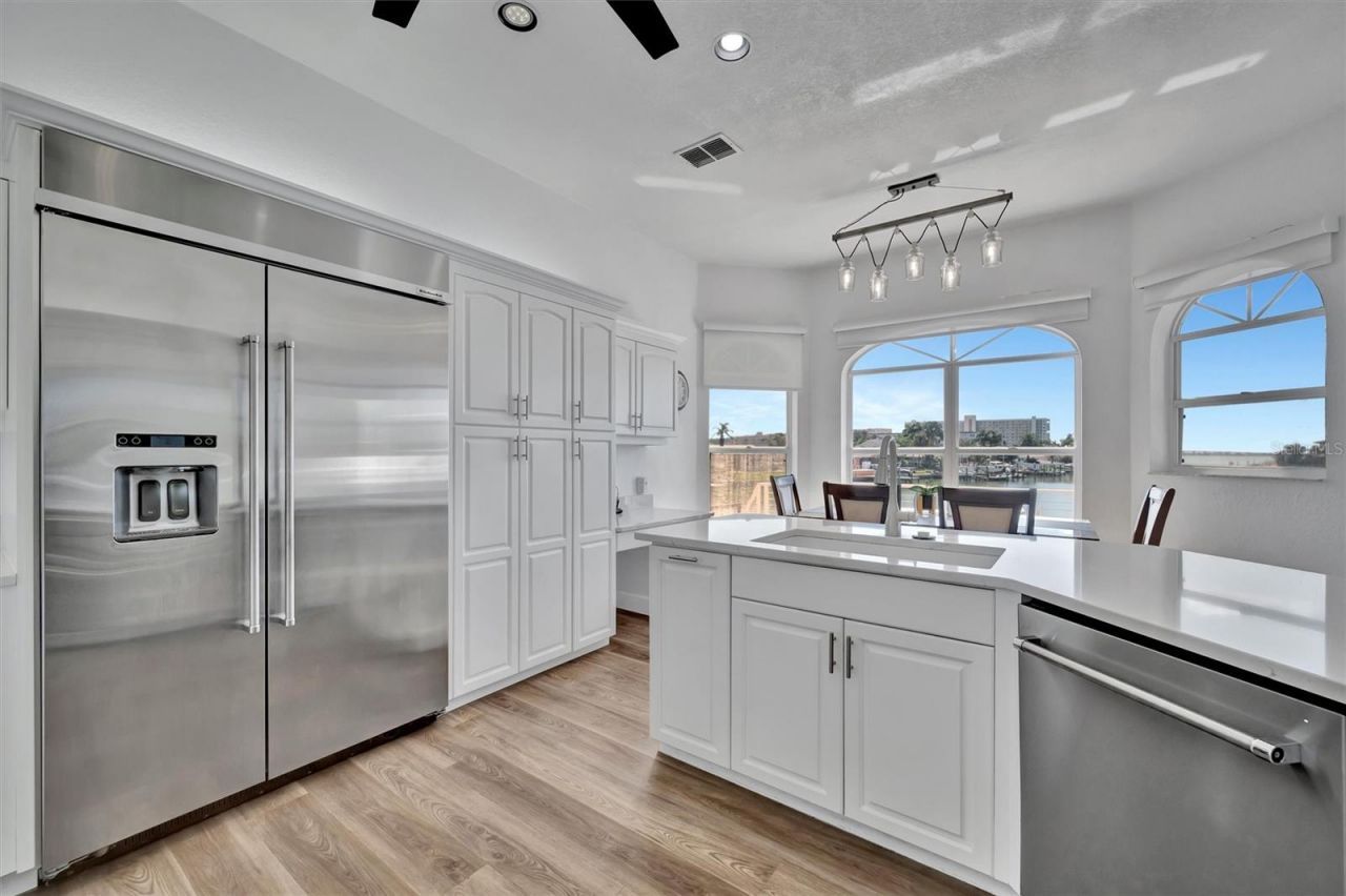 5918 Skimmer Point Boulevard S, Gulfport, FL 33707 Photo