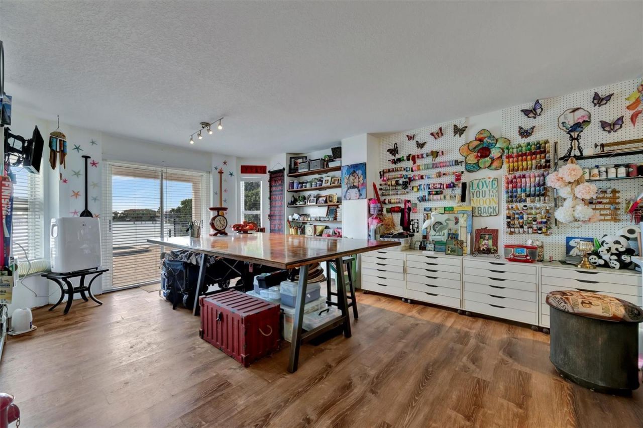 5918 Skimmer Point Boulevard S, Gulfport, FL 33707 Photo